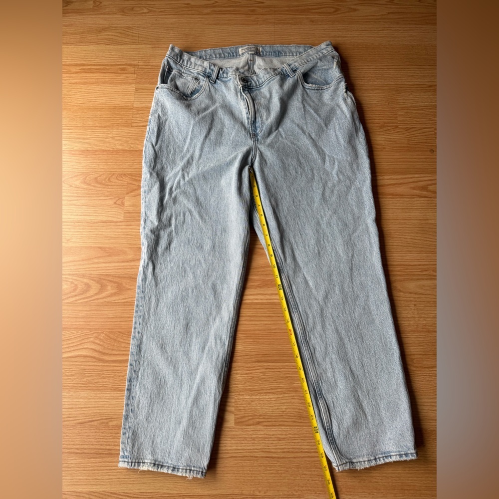 Abercrombie and Fitch Ultra High Rise 90s Straight Jean Size 34 / 18 short - Picture 6 of 9